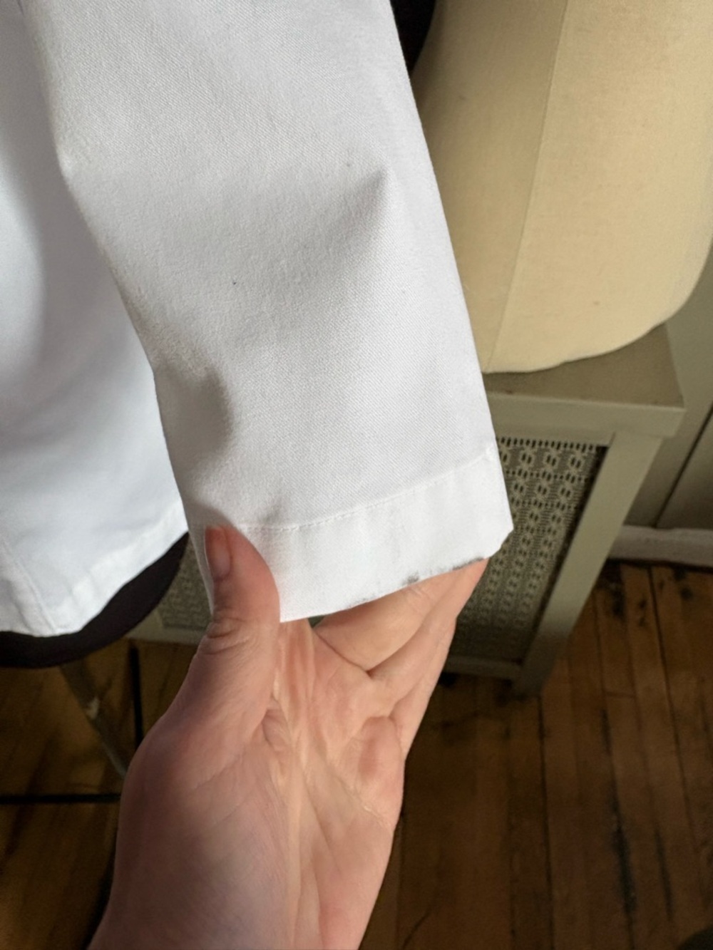 Tailored Women's Lab Coat - Picture 4 of 11